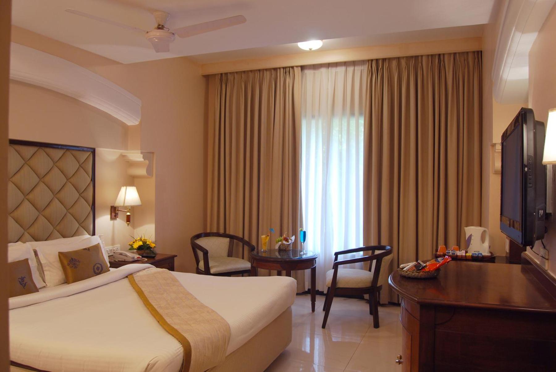 Lords Inn Vadodara Quarto foto